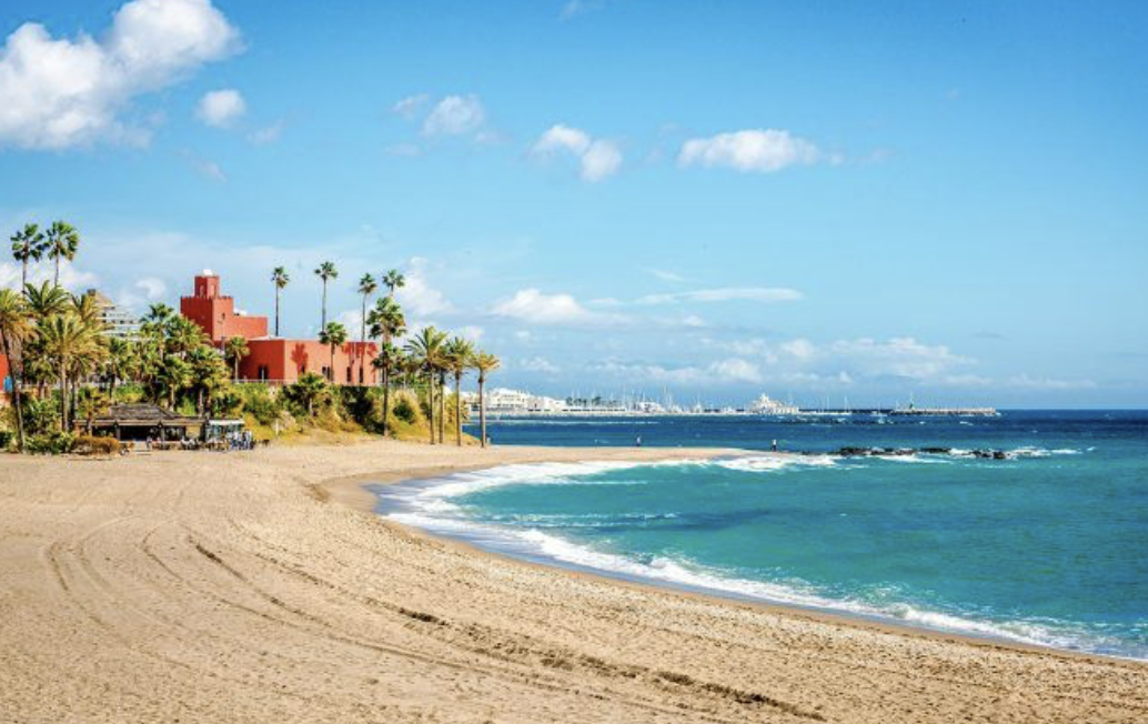 QUIERO VIVIR EN ESPAÑA. www.delgadogarrucho.com