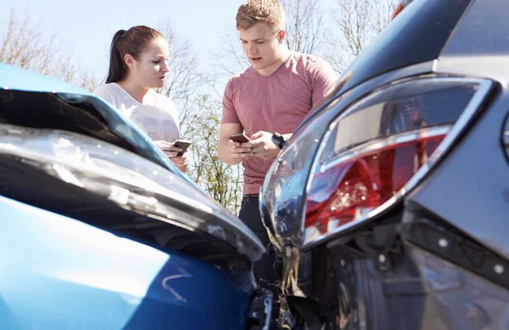 ACCIDENTE DE TRAFICO, ¡CONTRATA UN ABOGADO PARTICULAR Y GANA MAS!